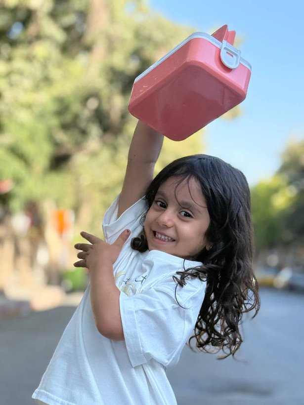 ظرف غذا دو طبقه همراه با قاشق و چنگال